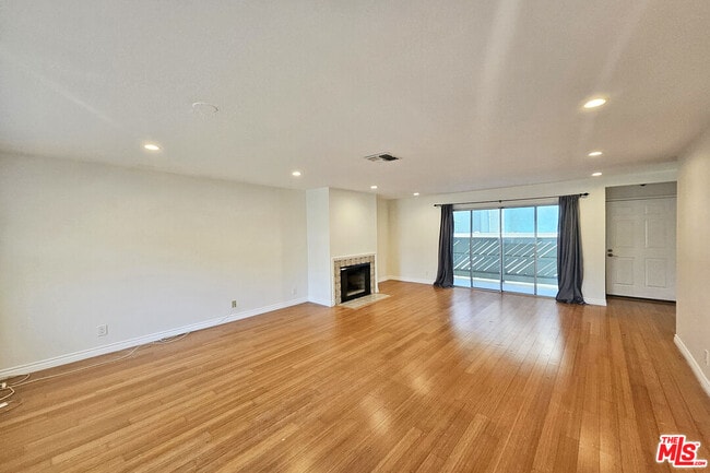 Photo - 1454 E Orange Grove Blvd Unit 1