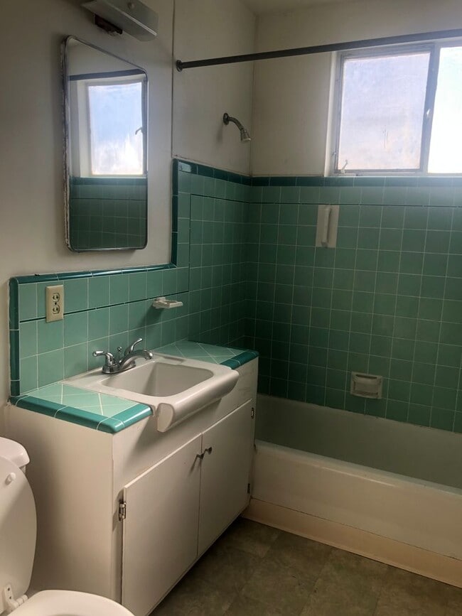 Photo - Luna Unit 3040