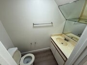 Photo - Paul Lee - R7535 Unit B