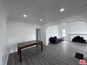 Photo - 1116 W 64th St House