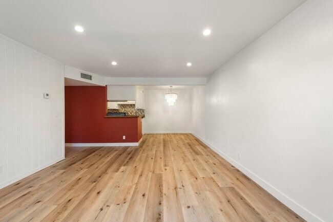 Photo - 4524 Tujunga Ave Unit 4524 Tujunga Ave