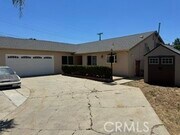Photo - 21310 Hiawatha St
