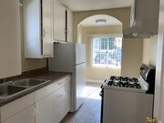 Photo - 736 Marine St