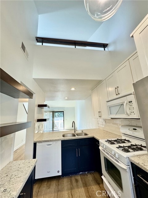 Building Photo - 123 Lemon Grove Unit 251