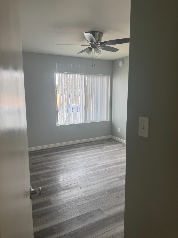 Building Photo - 8807 Owensmouth Ave Rental