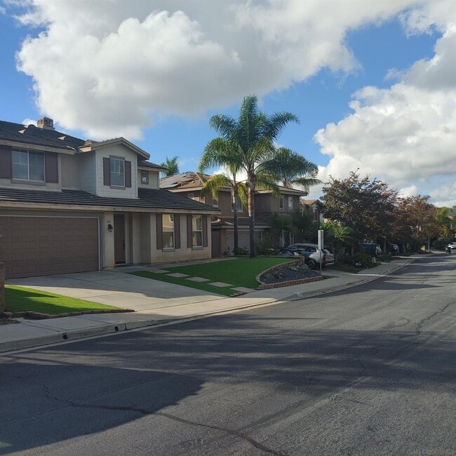 Photo - 382 Edgewater Dr