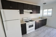 Kitchen - 5614 Auckland Ave Unit 5614