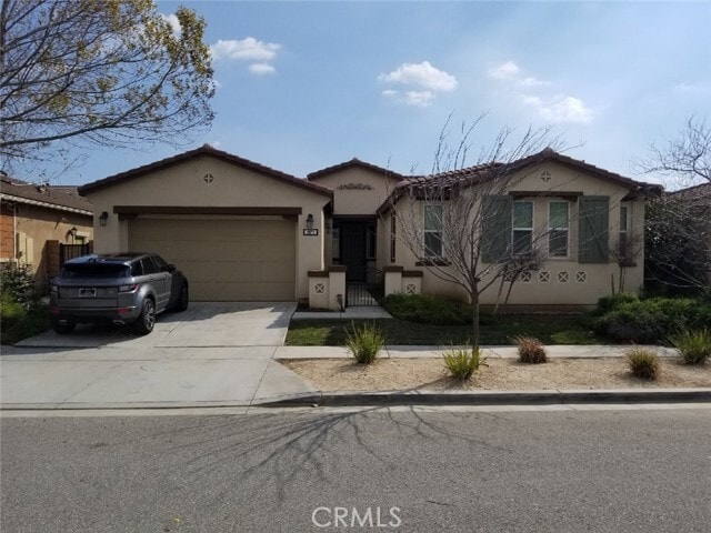 Building Photo - 9579 Seasons Dr
