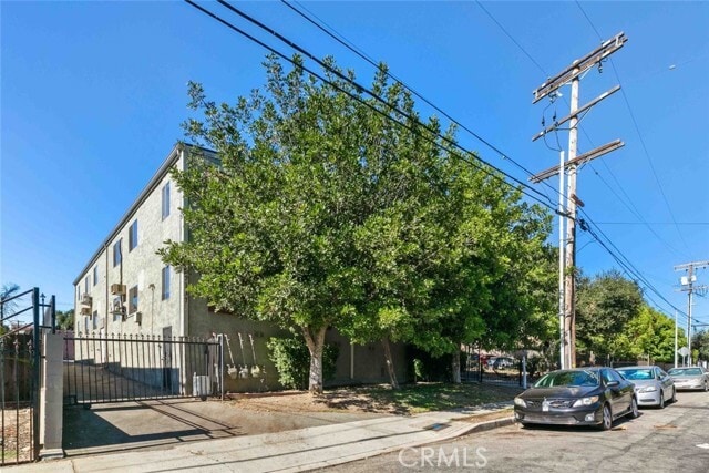 Building Photo - 7137 Greeley St Unit 4