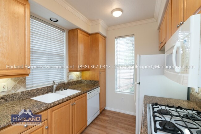 Photo - 3514 Caminito El Rincon Townhome