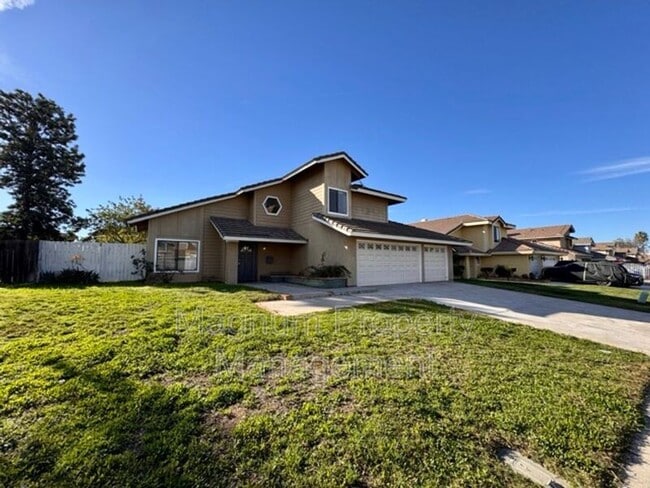 Photo - 24473 St Thomas Ave