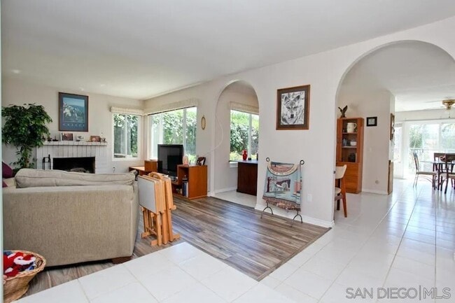 Photo - 14051 Hermosillo Way