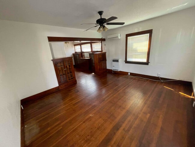 Photo - 141-147 W Ivy St Unit 147