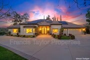 Photo - 29059 Meadow Glen Way W