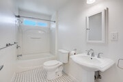 Photo - 2439 S Burnside Ave Apartments Unit 2439
