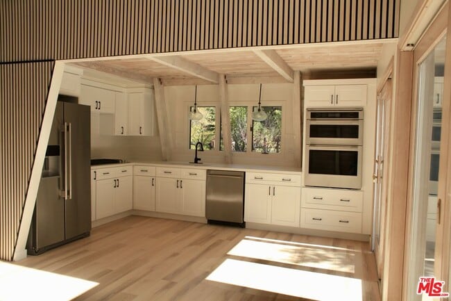 Photo - 1578 Topanga Skyline Dr
