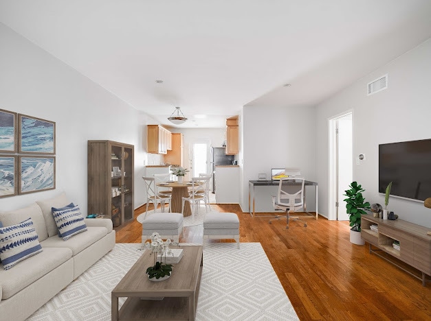 Photo - 12026 Goshen Ave