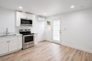 Photo - 1135 E Alexander Ave Unit 3