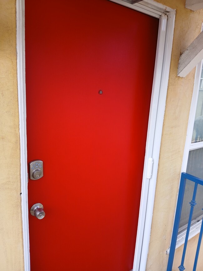 Photo - 10232 S 8th Ave Unit 1