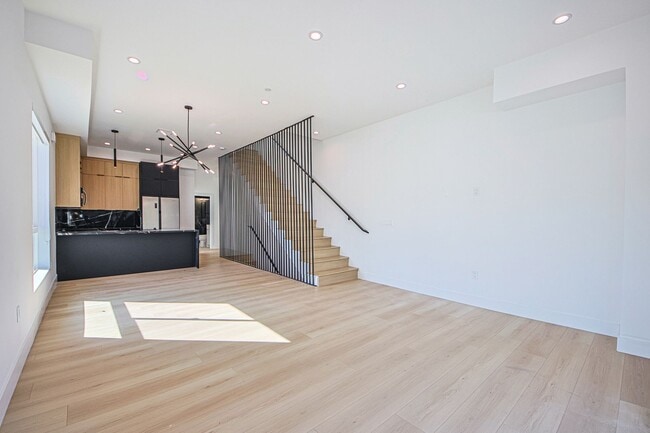 Photo - 715 N Gramercy Pl Unit # 715 1/2