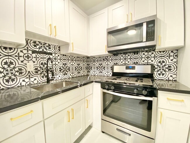 Photo - La Marquise LLC