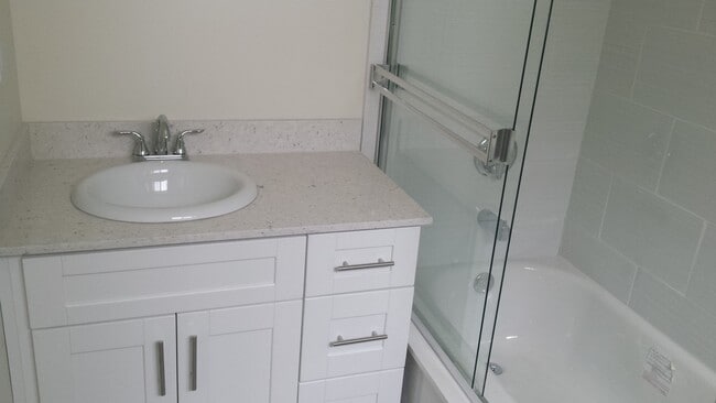 Building Photo - 11435 Tiara St