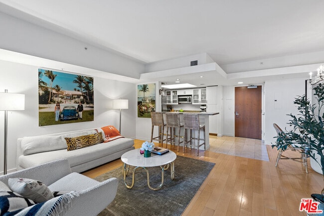 Photo - 13700 Marina Pointe Dr Unit 327