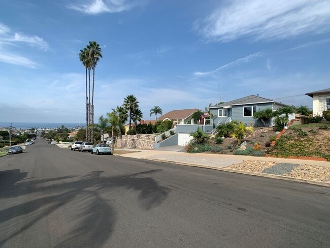 Photo - **Live the Ocean Beach Dream