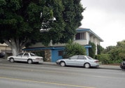 Photo - 917 Centinela Ave
