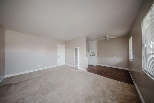 Photo - 1887 Locust Ave Unit 3