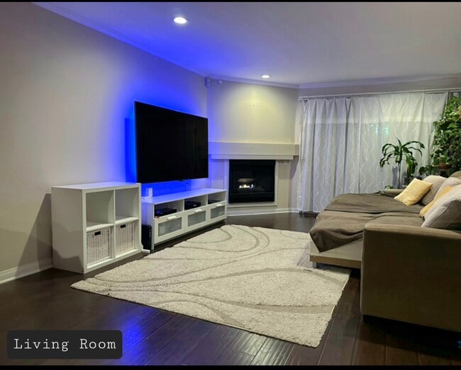 Photo - 5565 Canoga Ave Unit #