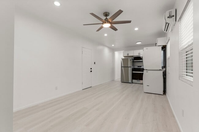 Photo - BEAUTIFUL 1 BED 1 BATH