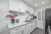 1BR, 1BA - 700SF - Kitchen - Village Apartments