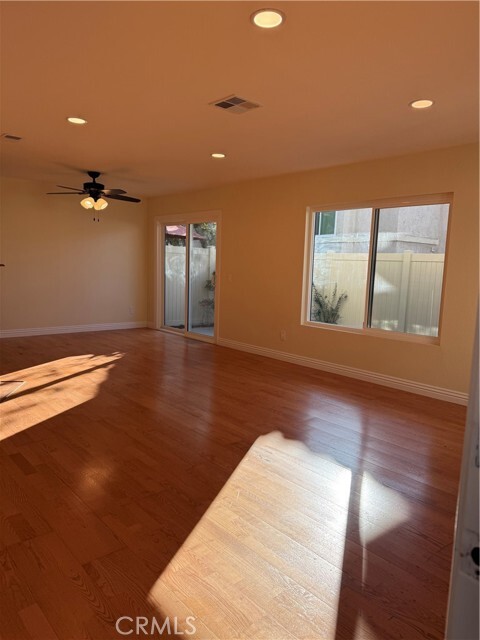 Photo - 428 Golden Springs Dr