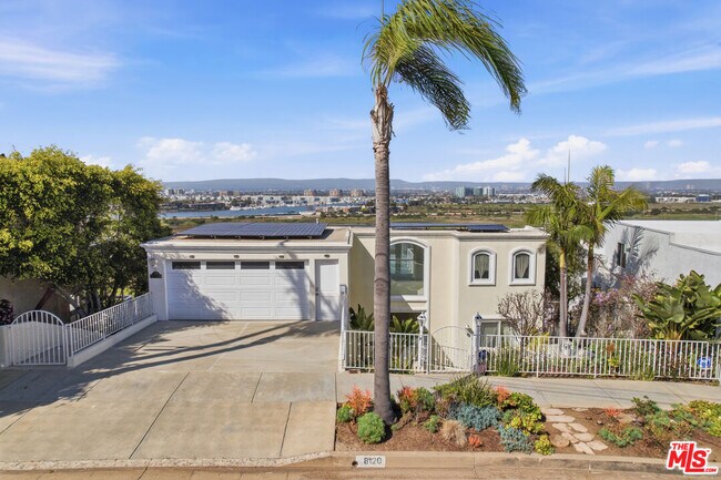 Photo - 8120 Billowvista Dr