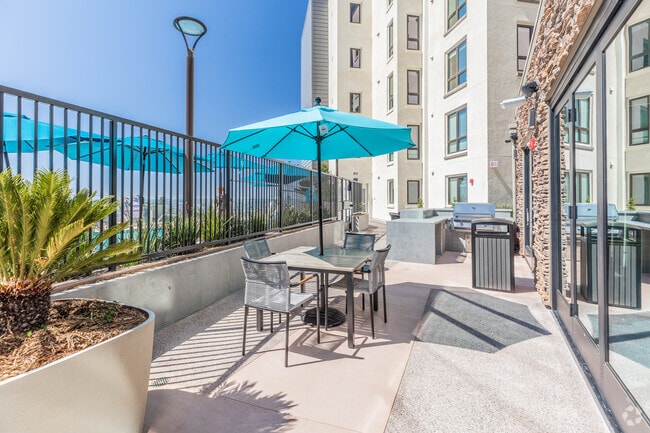 Grill Area - College View