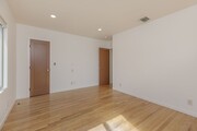 Photo - 709 Avenue D