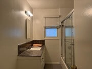 Photo - 257 E Benbow St