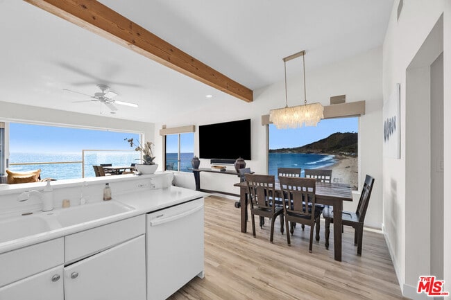 Photo - 25444 Malibu Rd