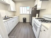 Photo - 511 W Manchester Blvd Apartment Unit 8