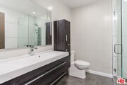 Photo - 1735 N Fuller Ave Unit 324