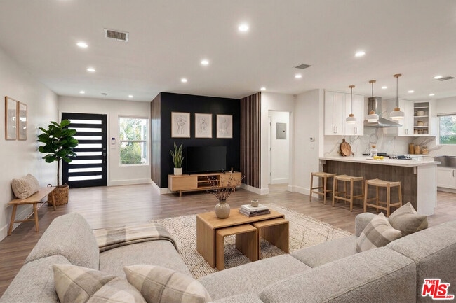 Building Photo - 17141 Sherman Way