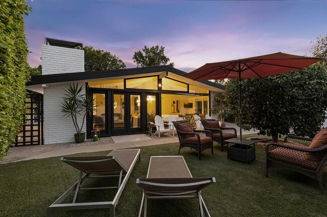 Building Photo - 18015 Santa Rita St