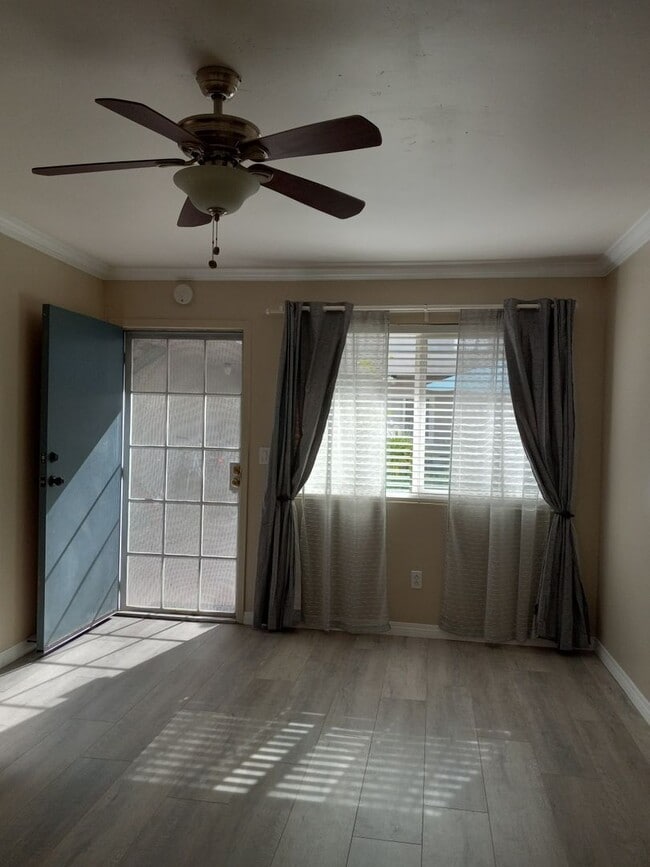 Photo - Location is Everything!  2 Minute Walk to the Sand of Mission Bay from Your Front Door! Unit B