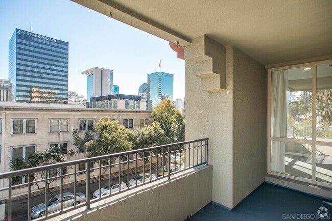 Building Photo - 1501 Front St Unit 323 Rental