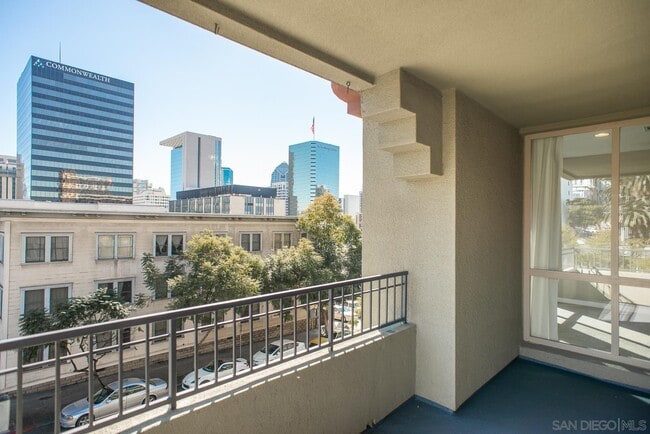 Photo - 1501 Front St Condo Unit 323
