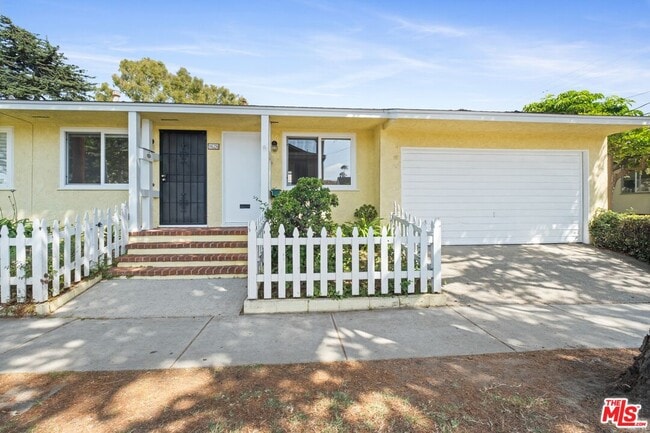 Building Photo - 9620 Braddock Dr