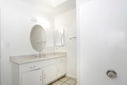 2BA, 1.5BA - 920 SF - Galleria Townhomes