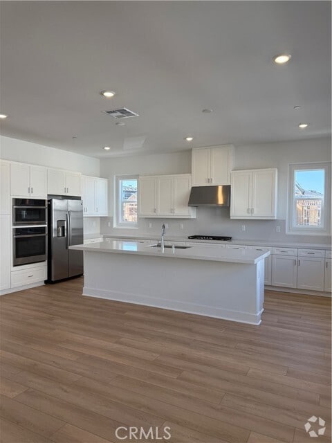 Building Photo - 105 Proctor Rental