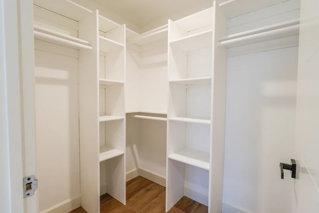 Photo - 2806 S Palm Grove Ave